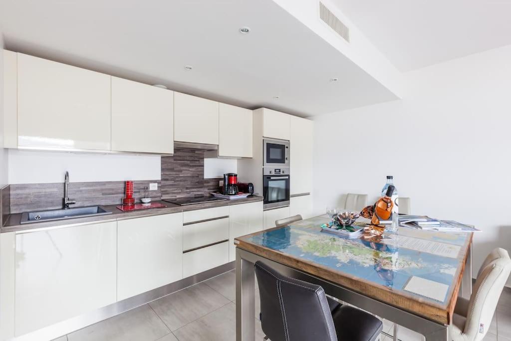 Appartamento T2 D'exception 100m Terrasse Vue Et Montagnes *